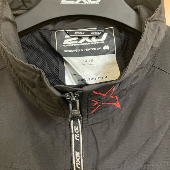 2XU sailing jacket. Soft bank Japan sponsored America’s Cup team jacket. - Picture 4 of 7